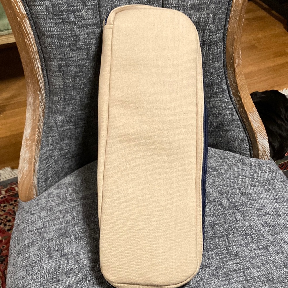 Tie Travel Case - Picture 2 of 3